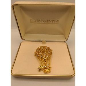 Vintage Mjent Gold tone Hot Air Balloon Brooch/Pin With White Crystal